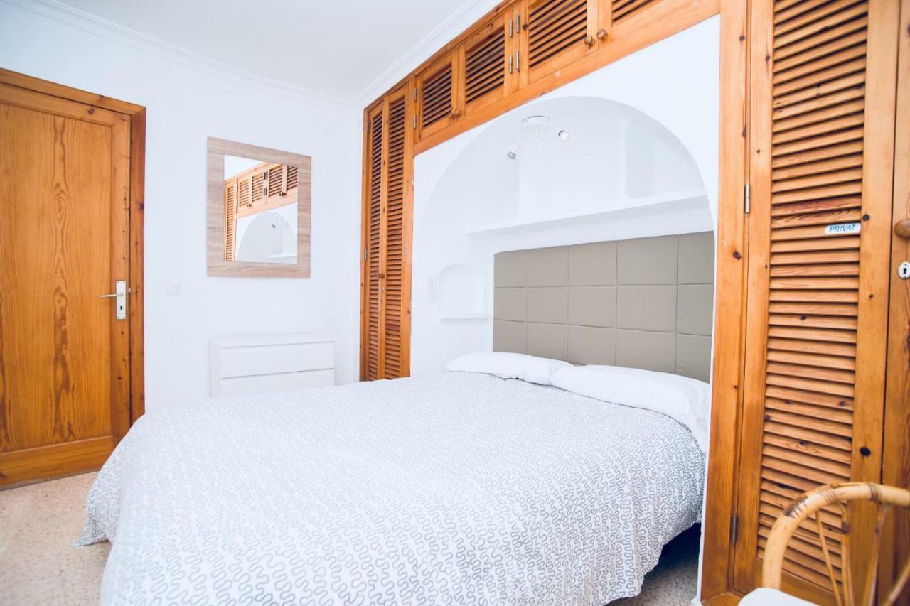Beachfront Apartment Port de Alcudia  Екстер'єр фото